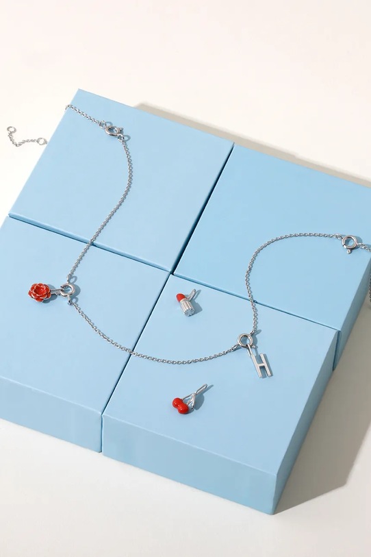 Серебряное колье Design Letters 90105005SILVER серебрянный