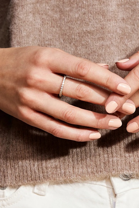 Позолоченное кольцо EDBLAD Glow золотой 106509EB