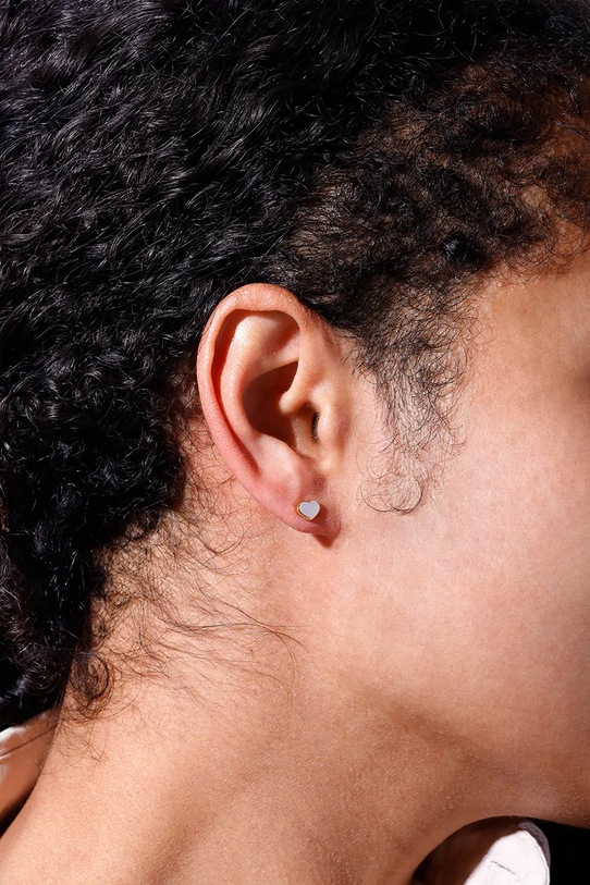 Design Letters kolczyki ze srebra pokrytego złotem 90401017PEARL złoty AA00