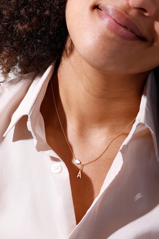 Akcesoria Design Letters naszyjnik ze srebra pokrytego złotem 90304018PEARL złoty