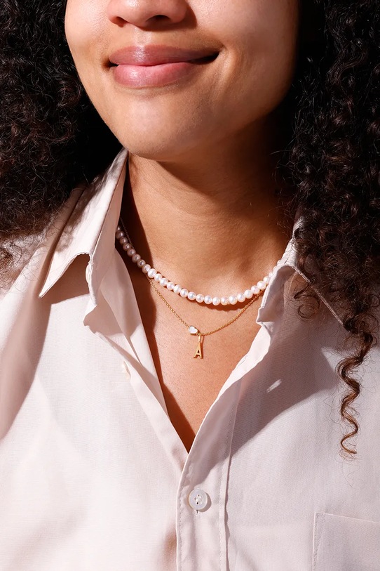 Design Letters naszyjnik ze srebra pokrytego złotem złoty 90304018PEARL