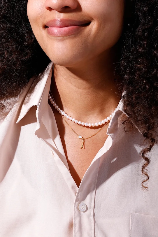 Design Letters naszyjnik ze srebra pokrytego złotem złoty 90304018PEARL