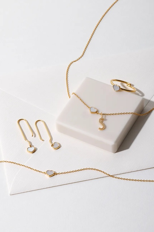 Design Letters naszyjnik ze srebra pokrytego złotem 90304018PEARL złoty