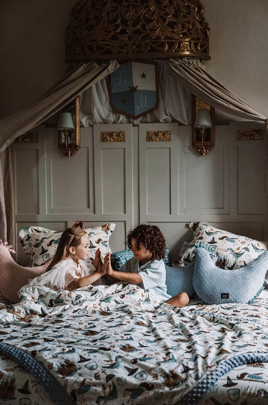 Chłopiec La Millou poduszka do karmienia Minky PRINCE 142203.Poduszka.Kura.Ba różowy