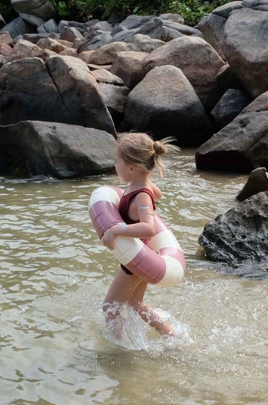 Дитяче коло для плавання Petites Pommes OLIVIA 45CM OLIVIA.45CM.G