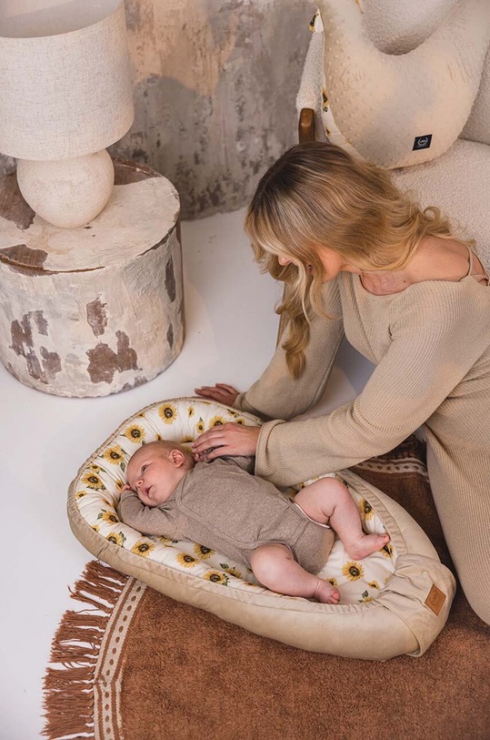 Бебешки пашкул La Millou Best Nest Velvet SUNLOVER 146184.Kokon.Best.Nest. бежов
