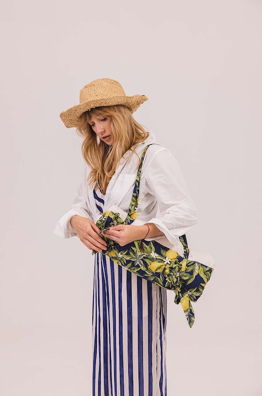 Pikniková deka La Millou Velvet POSITANO BY NIGHT námořnická modř 145951.Koc.Piknikowy.Ve