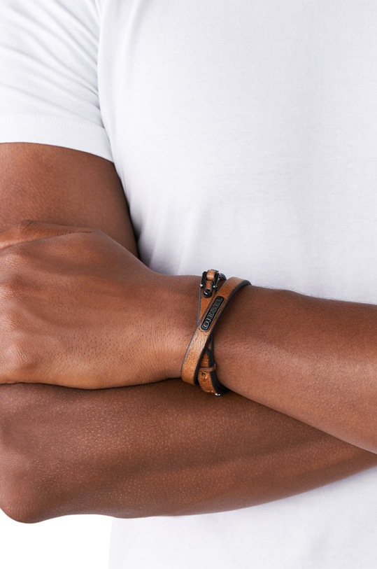Αξεσουάρ Diesel - Δερμάτινο βραχιόλι DX0984040 καφέ