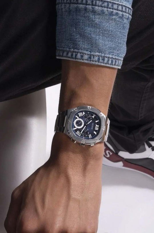 Guess óra GW0572G1 ezüst