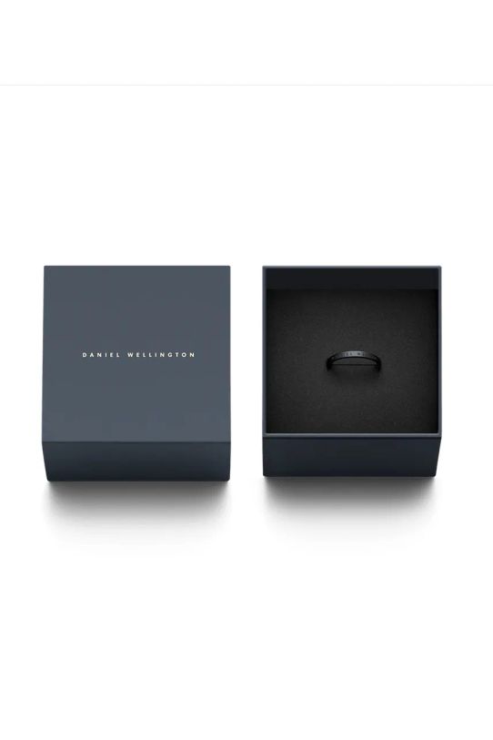 Daniel Wellington pierścionek czarny DW00400365