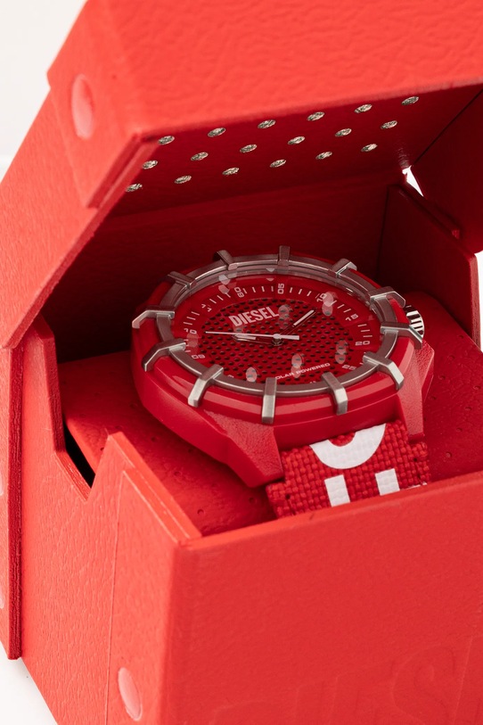 Diesel ceas rosu DZ4621