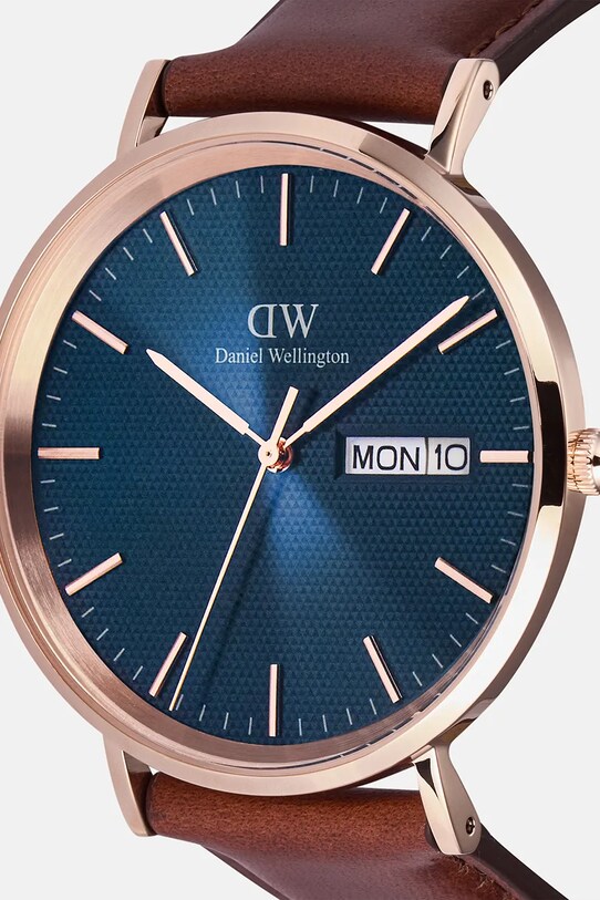 Daniel Wellington zegarek brązowy DW00100830