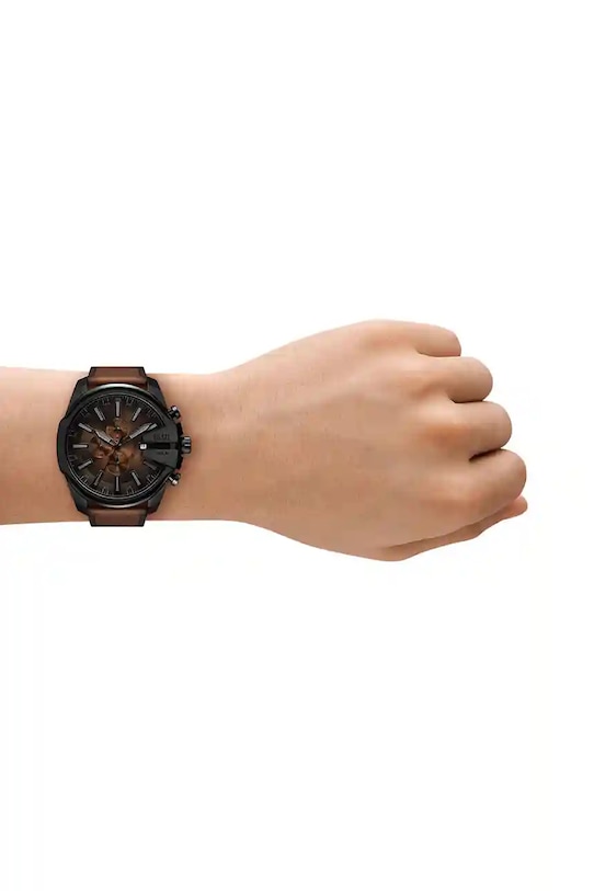 Diesel zegarek brązowy DZ4692