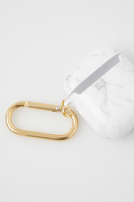 Guess Pokrowiec na Airpods GUACA2TPUMAWH biały AA00