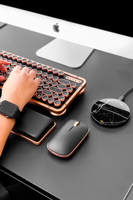 Marie Wolt - Incarcator wireless 1003B negru