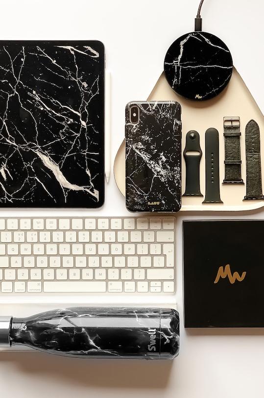 Marie Wolt - Incarcator wireless 1003B