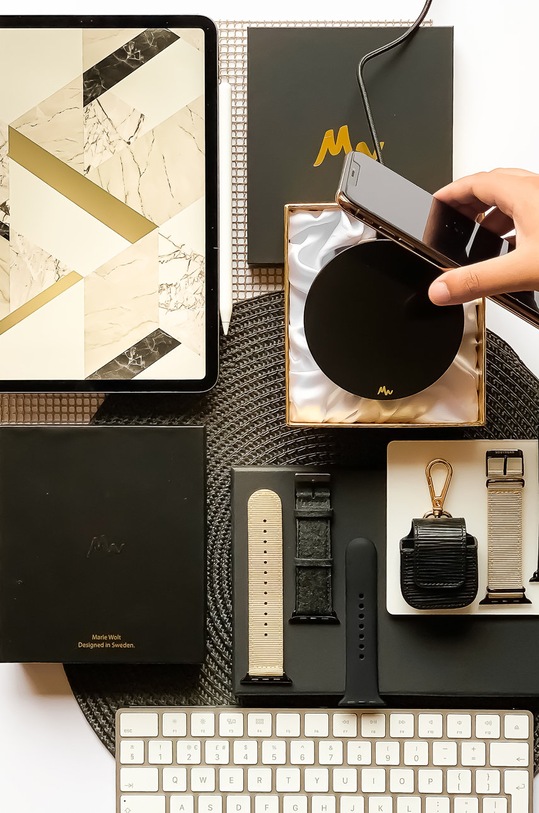 Lifestyle Marie Wolt - Incarcator wireless 1006G negru