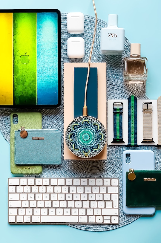 Lifestyle Marie Wolt - Incarcator wireless 1010G multicolor