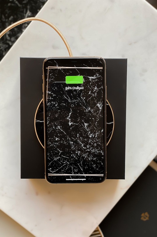 Marie Wolt - Ασύρματος φορτιστής μαύρο 1003G