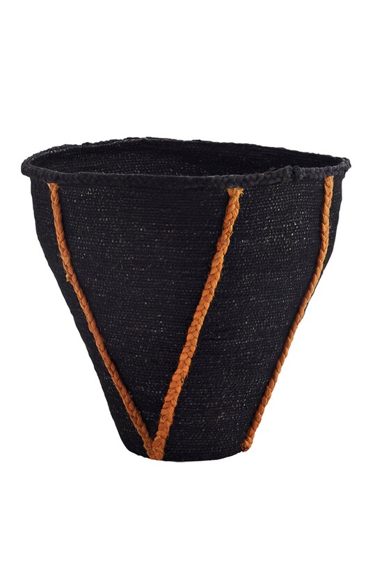 Madam Stoltz - Cos negru DH.100