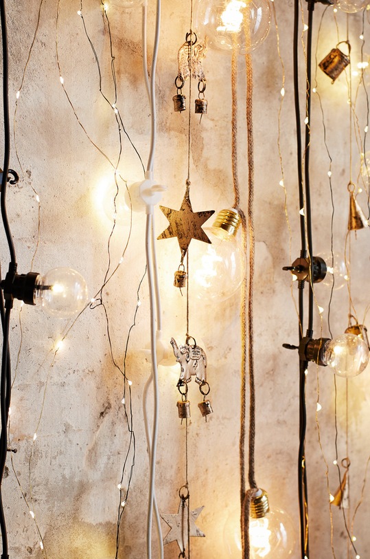 Вітальня та спальня Madam Stoltz - Світловий ланцюг A08124G.WW коричневий