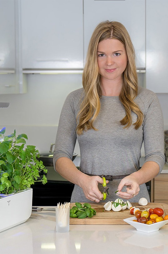 Veritable autonomiczny ogródek domowy Smart czarny VPOT.SSBAS.PL.27