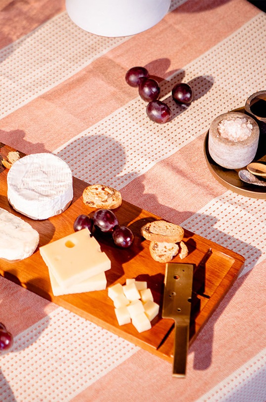 DOIY sajt tálaló DYBOACHRE