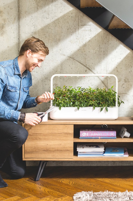 Click & Grow Автономний домашній сад Smart Garden 9 SG9WT
