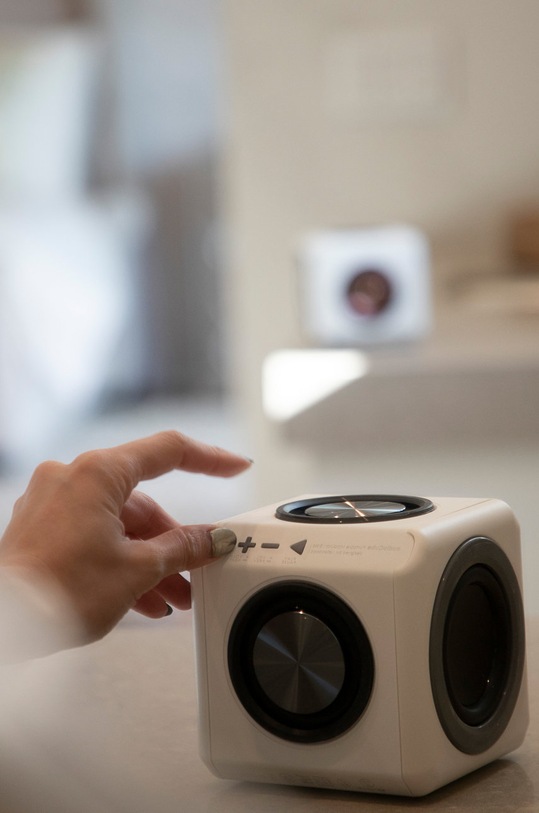 PowerCube głośnik bezprzewodowy audioCube brązowy 3702/EUACWD