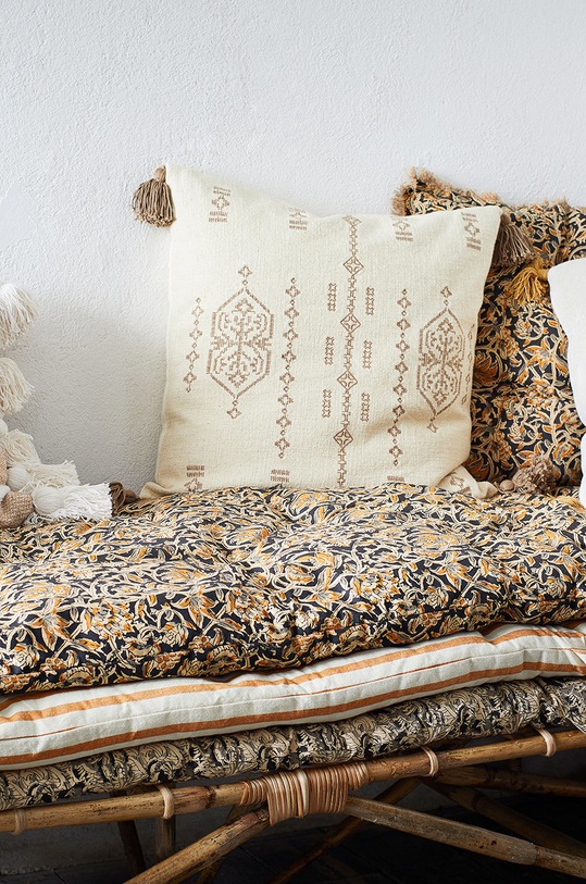 Madam Stoltz Jastučnica za jastuk JMS20.1029 bež AA00