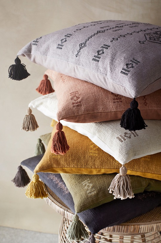 Dnevni boravak i spavaća soba Madam Stoltz Jastučnica za jastuk JMS20.1029 bež