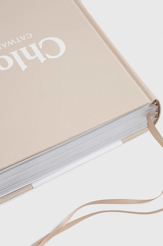 Thames & Hudson Ltd książka Chloe Catwalk, Lou Stoppard 9780500023839 multicolor AA00