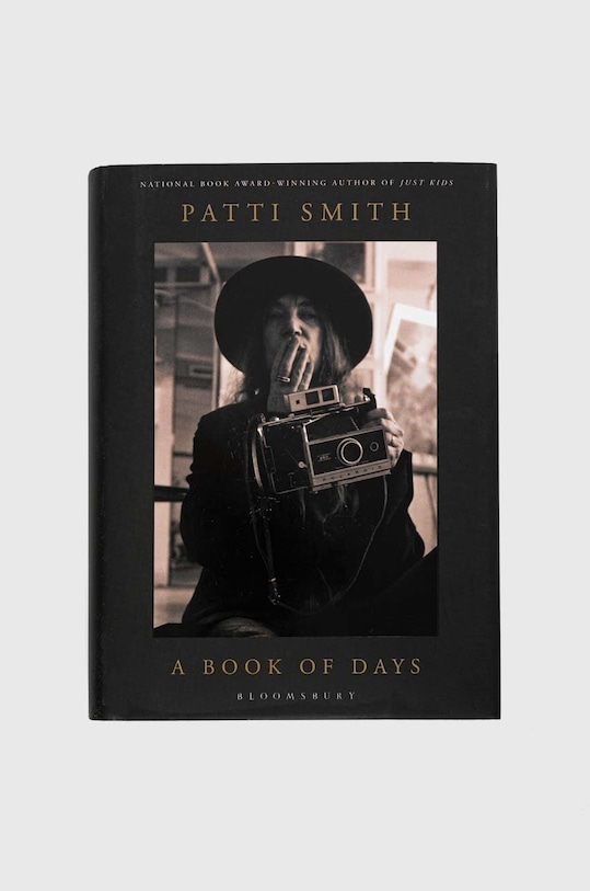 Bloomsbury Publishing PLC książka A Book of Days, Ms Patti Smith multicolor 9781526650986