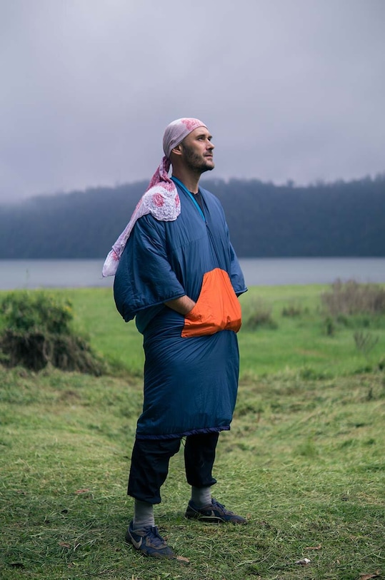 Ticket to The Moon śpiwór z funkcją poncho Moonblanket Compact granatowy TMBCOM.COMPACT