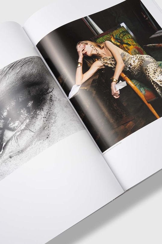 Taschen GmbH album Helmut Newton - SUMO by Helmut Newton, June Newton, English TA1104 többszínű AA00
