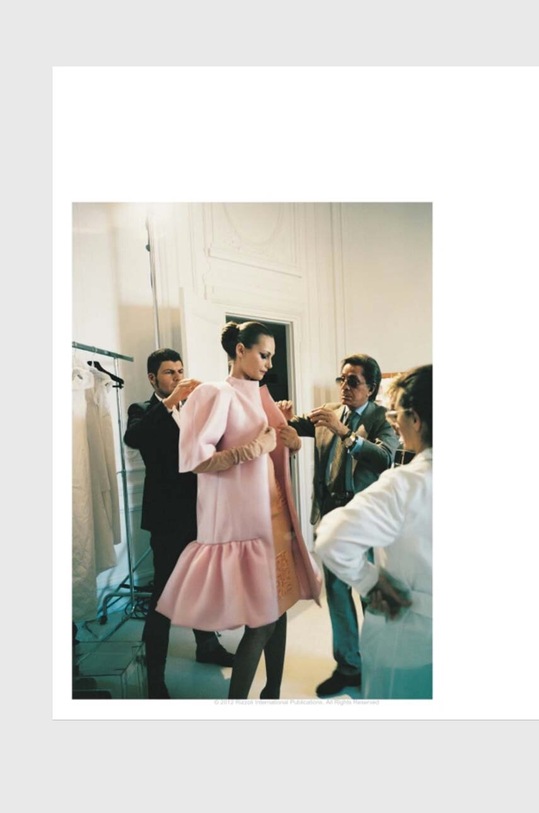 Kniha QeeBoo Valentino: Themes and Variations, Pamela Golbin, English RI1046 viacfarebná