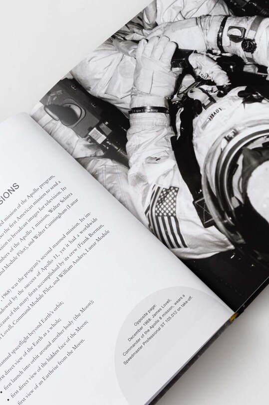 Lifestyle Spiegelau libro A Moon Watch Story by G.R.A.M, English AC1079. multicolore
