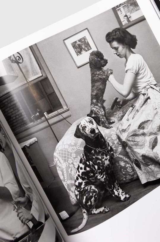 Taschen książka Stanley Kubrick Photographs. Through a Different Lens by Lucy Sante in English TA1286 multicolor AA00