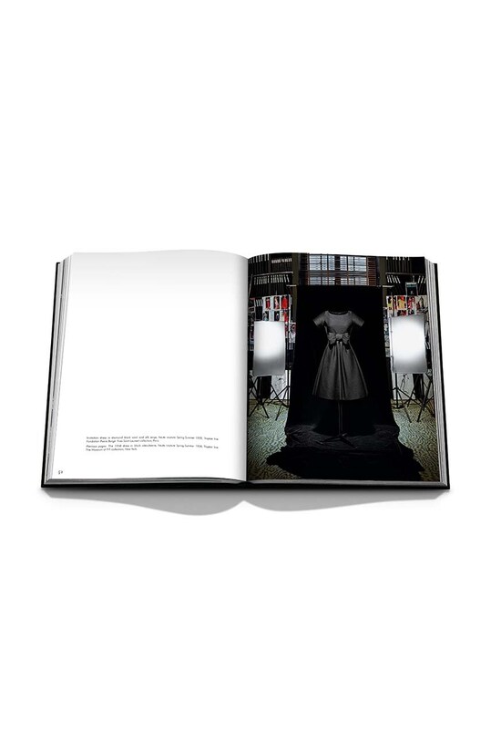 Assouline książka Dior by Yves Saint Laurent by Laurence Benaim, English 9781614285991
