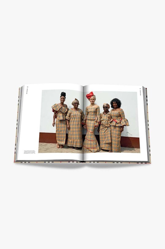 Assouline książka Burberry by Alexander Fury, English 9781649801609