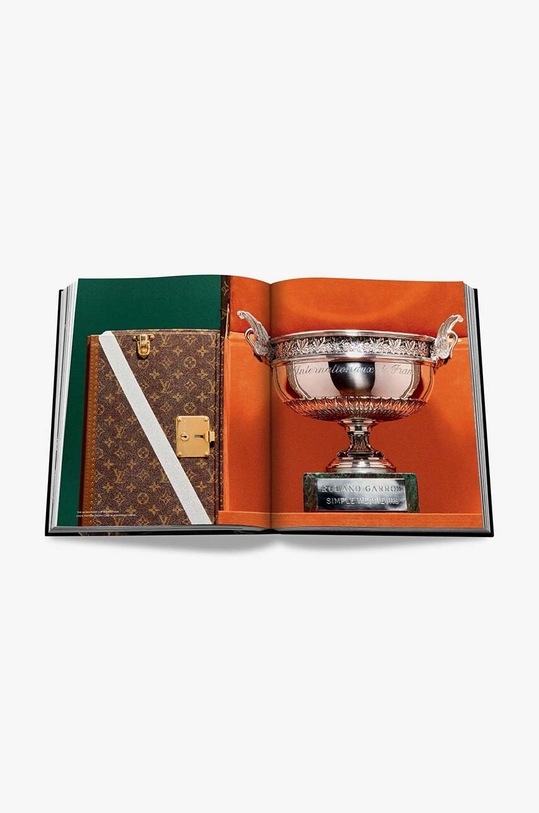 Assouline carte Louis Vuitton: Trophy Trunks by Olivier Margot, English 9781649801272