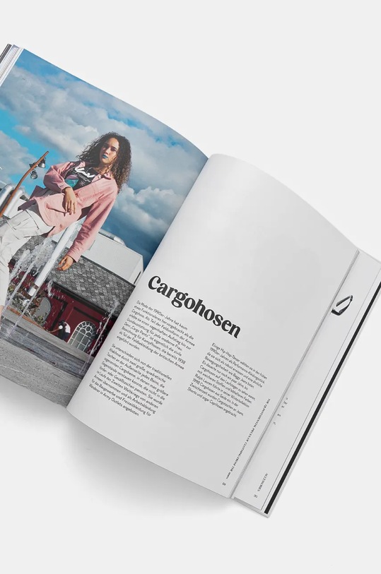 Rig-Tig book 1990s Fashion Book by Pierre Toromanoff, English white 9783961715206