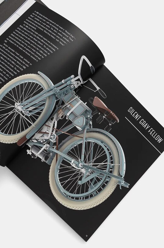 home & lifestyle carte Harley-Davidson by Christopher P. Baker, English negru 9788854418110