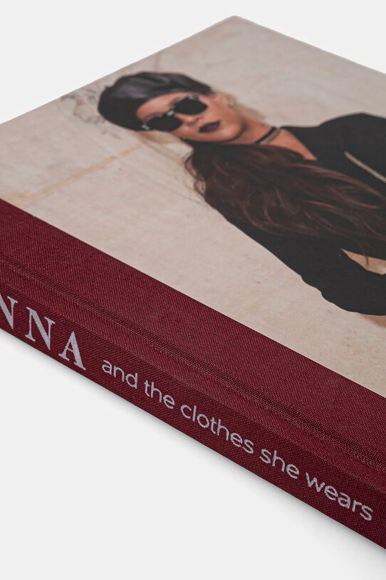 Βιβλίο ACC Art Books Rihanna by Terry Newman, English 9781788842211 πολύχρωμο AA00
