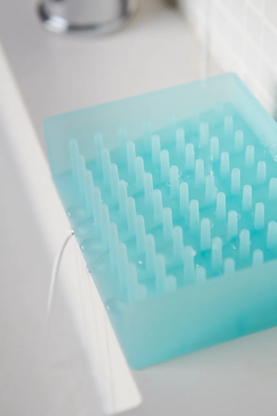 Kúpeľňa Podložka na mydlo Yamazaki Float 2994 modrá