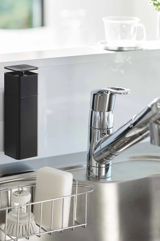 Yamazaki dozator za sapun od plastike 5,5 x 6 x 18,5 cm 5591 crna