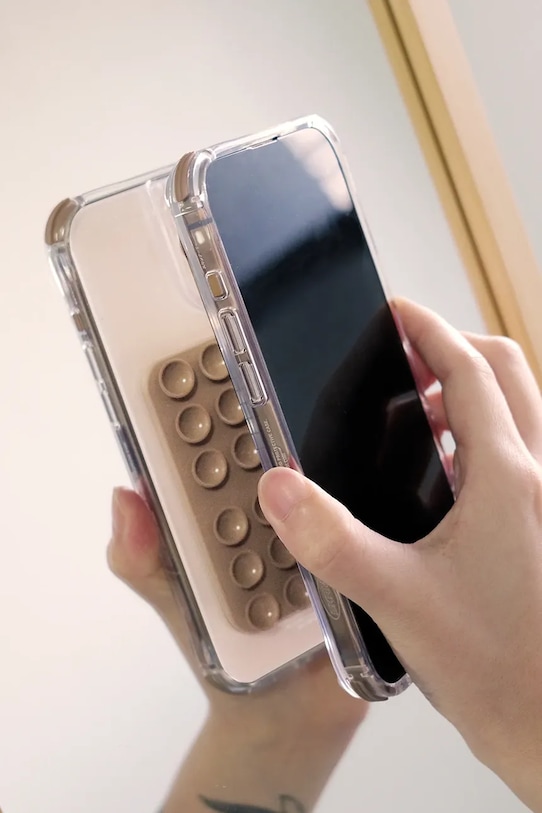 Lifestyle Universal βεντούζα για τηλέφωνο Skinarma Stax MagSafe SK.MSMT.STAX.GLD μπεζ