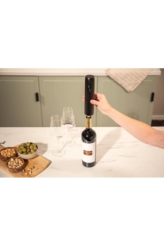 Vacu Vin elektryczny otwieracz do butelek Electric Wine Opener 20 x 4,3 x 4,3 cm 91004606. czarny AA00