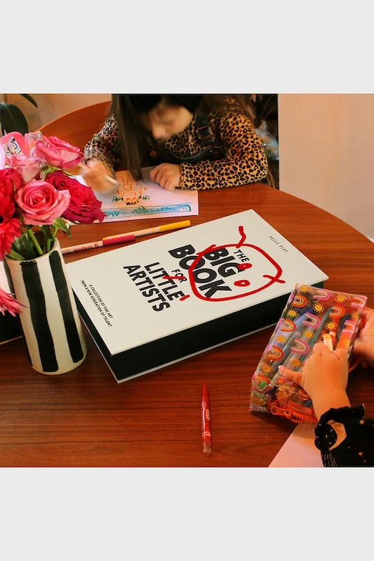 Άλμπουμ για τα έργα τέχνης των παιδιών Luckies of London Big Book for Little Artists 23,6 x 32,8 x 5,5 cm SK.LITTARTIST1 μπεζ