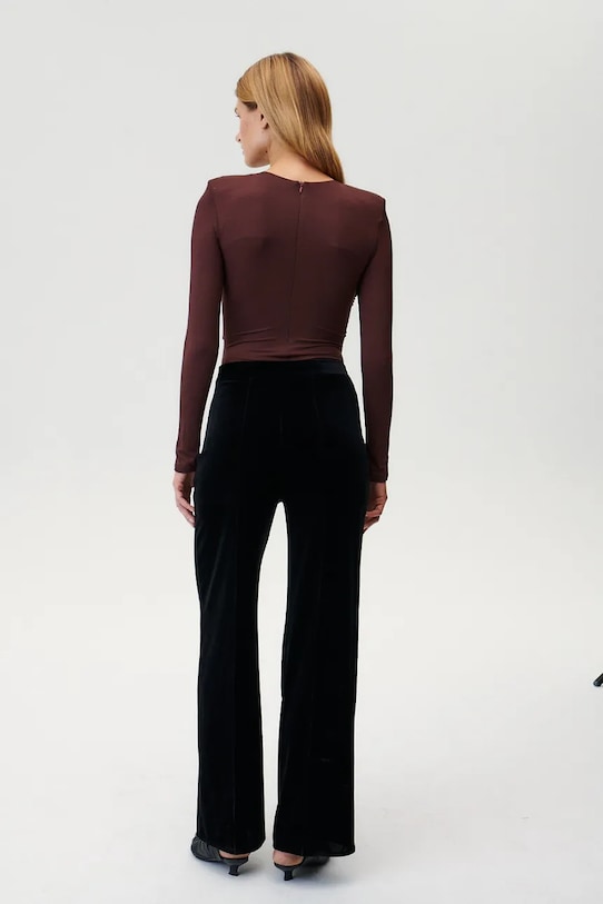 Undress Code body Thong 811UC brązowy